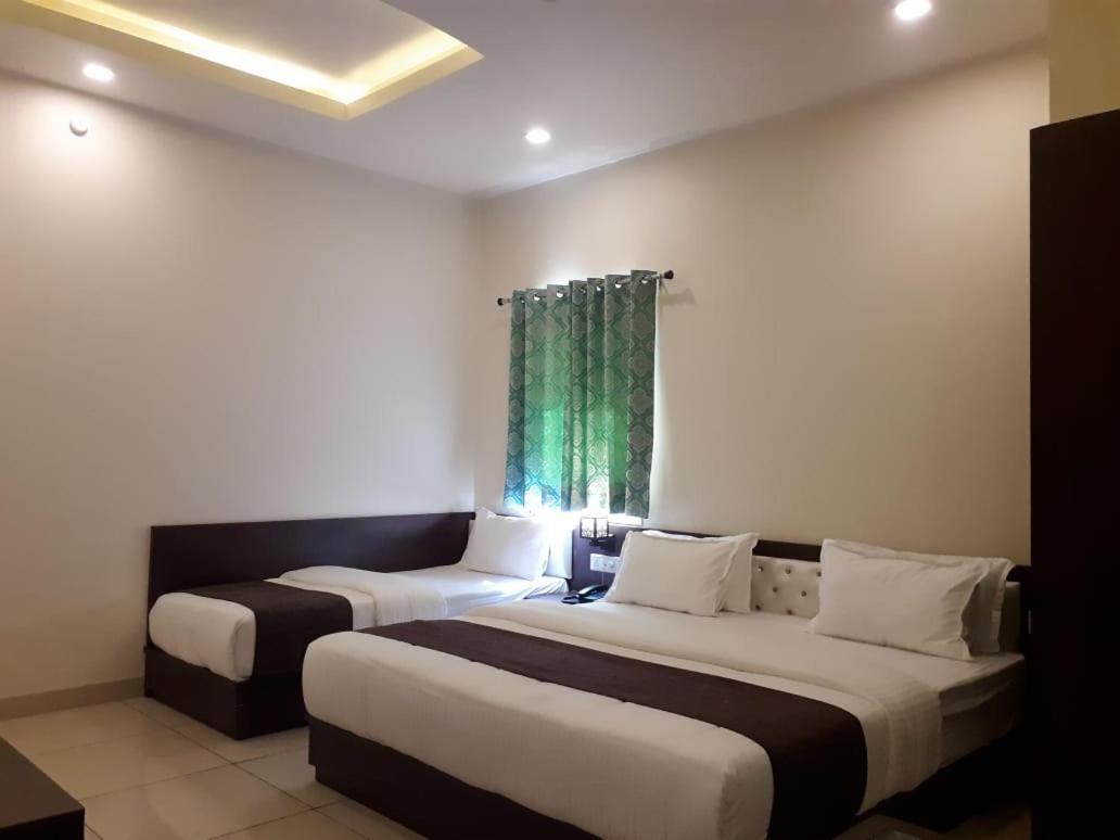 Hotel Paradise Inn Udaipur Exteriör bild