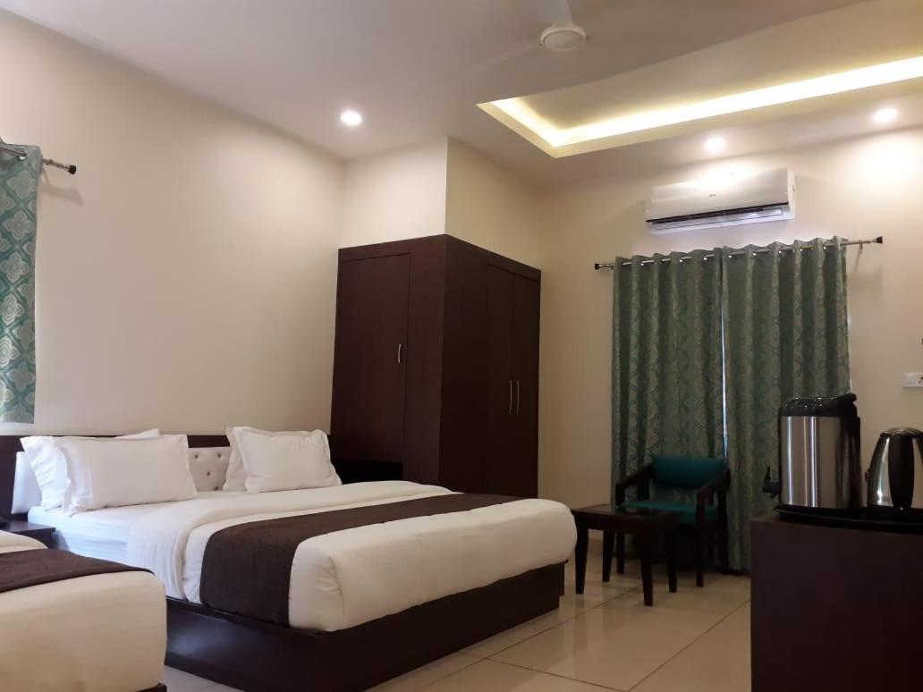 Hotel Paradise Inn Udaipur Exteriör bild